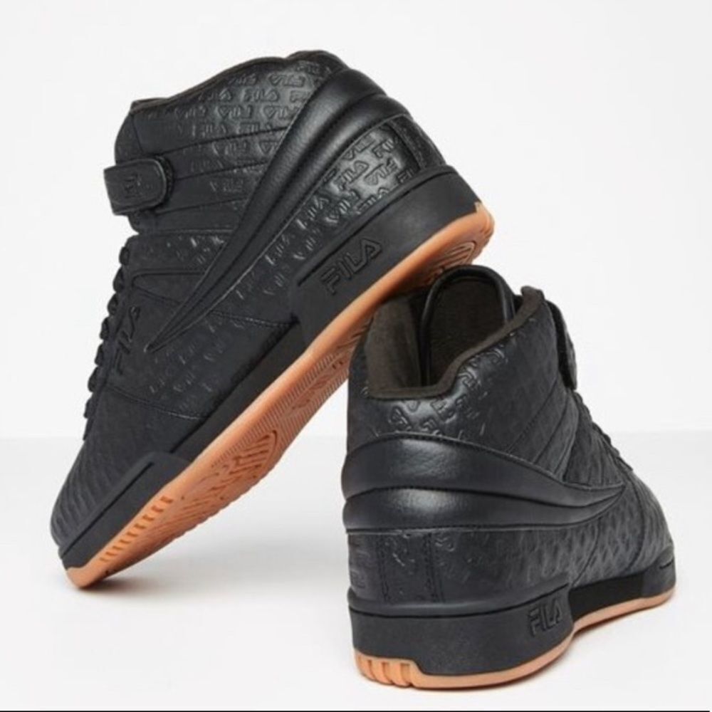 Fila Original Boy Tennis Shoes Size 5